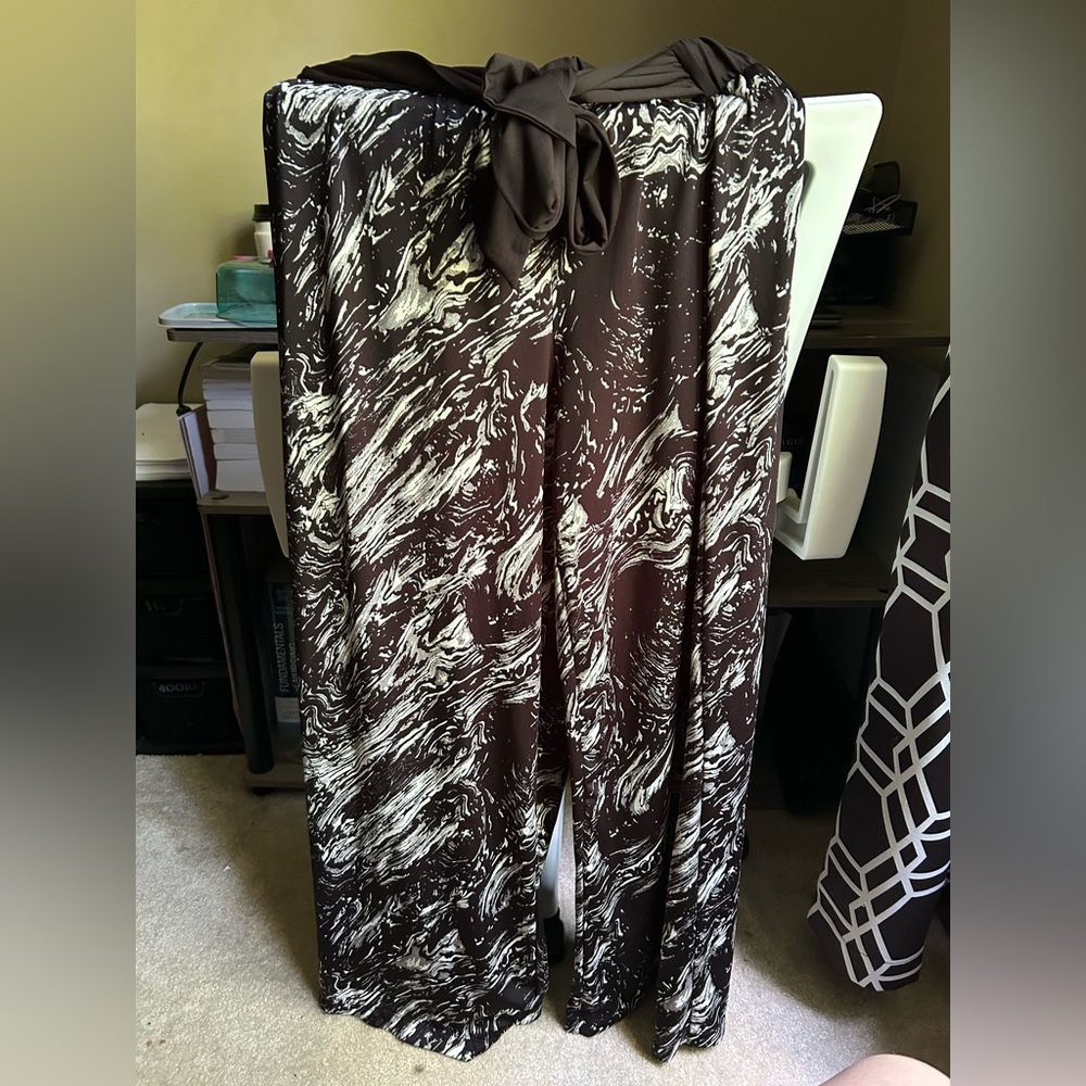 Chic Black and White Women's Wide Leg Pants